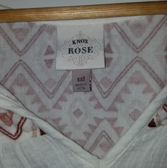 NWT Sheer top - Picture 3 of 3